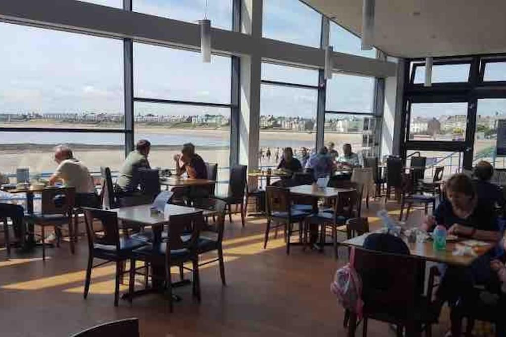 A Bolt Hole By The Beach On The Northumberland Coast Woodhorn 외부 사진